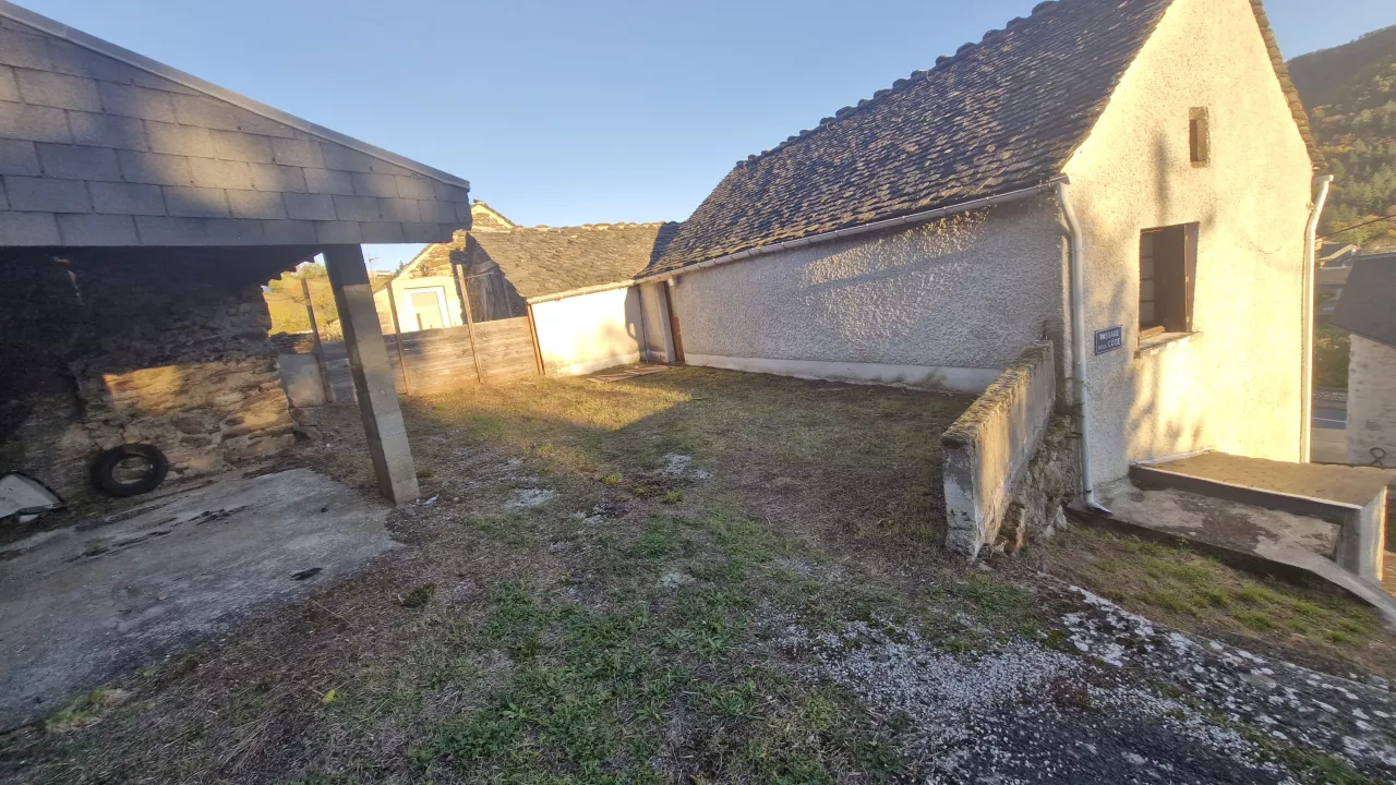 20251028_165810.jpg 20251028_165810.jpg