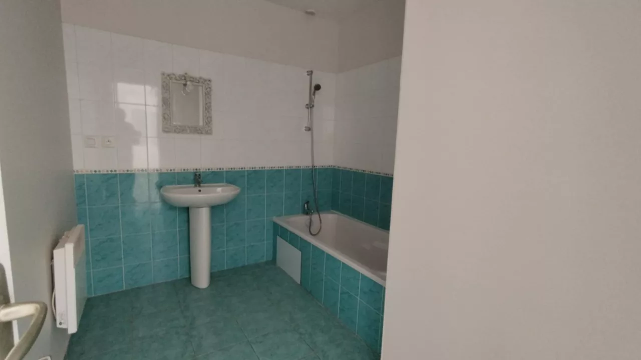 d0d8b5ed-d45c-4b4e-88f0-db3e56e1c011.jpg d0d8b5ed-d45c-4b4e-88f0-db3e56e1c011.jpg