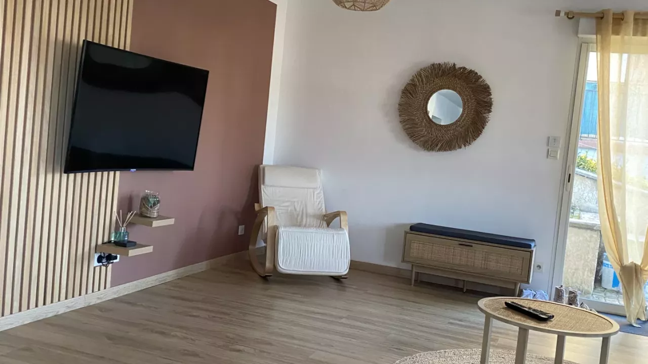 À Mende, villa à acheter avec 8 pièces avec Immobilier Occitan