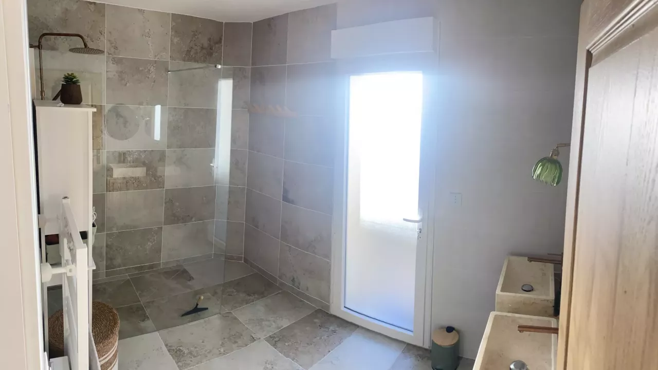 À Mende, villa à acheter avec 8 pièces avec Immobilier Occitan