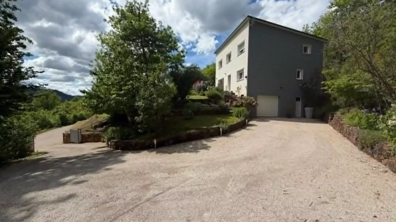 Magnifique maison contemporaine à la Canourgue