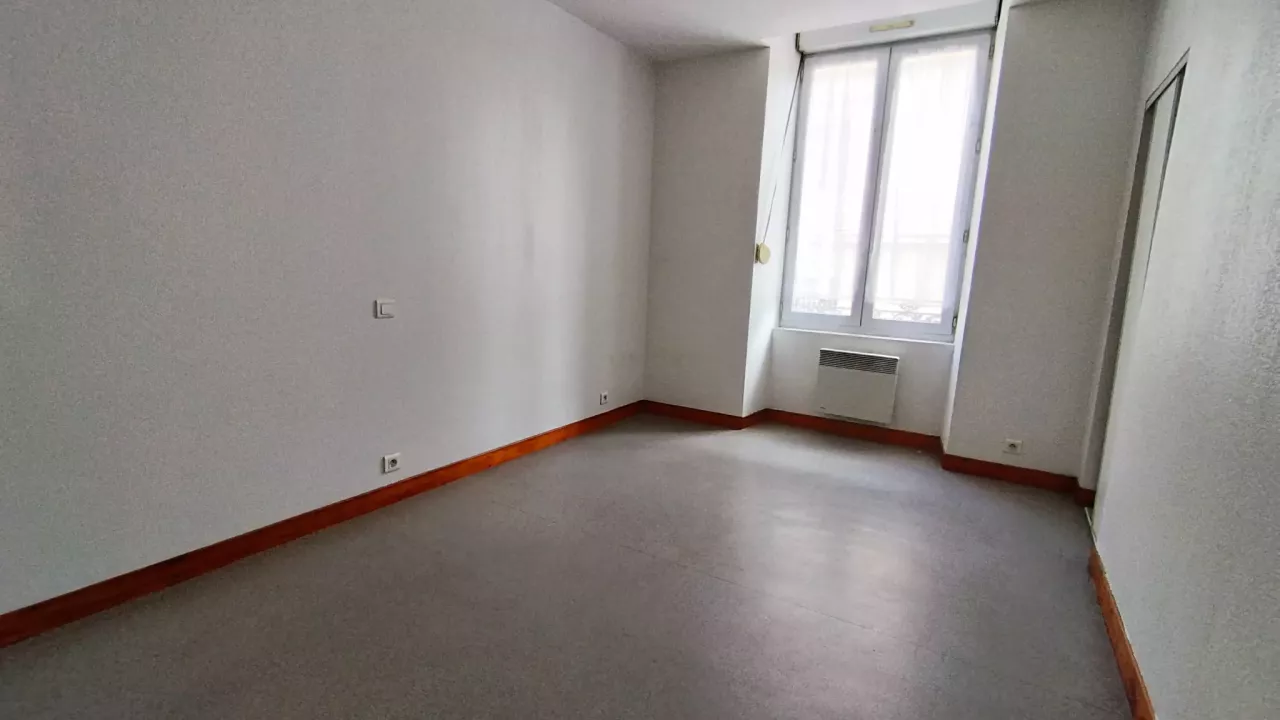 F4 70m2 1er étage, centre ville de MENDE