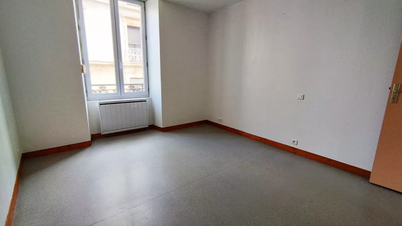 F4 70m2 1er étage, centre ville de MENDE
