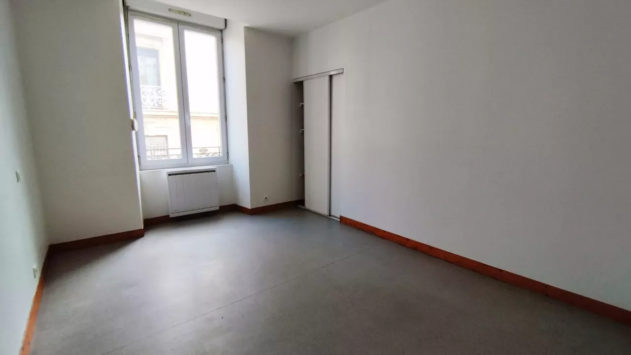 F4 70m2 1er étage, centre ville de MENDE