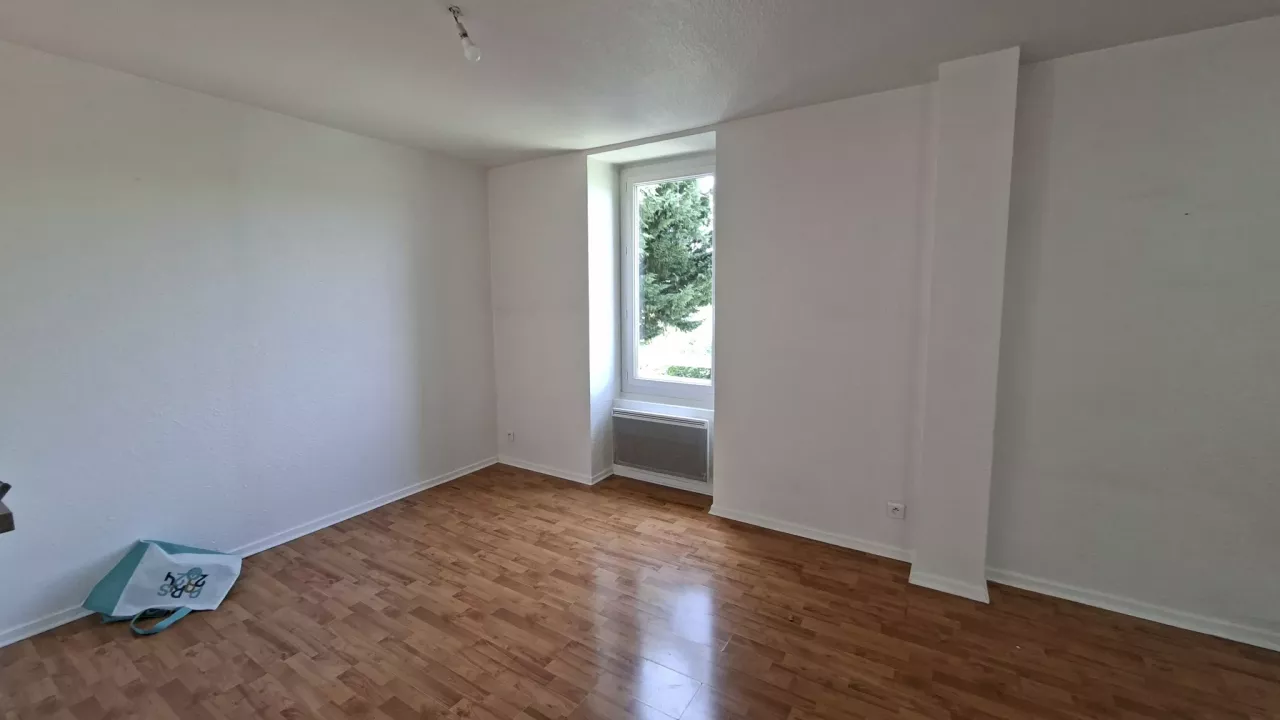 Maison F4 97m2 proche centre ville Mende. Libre le 18/09/2026