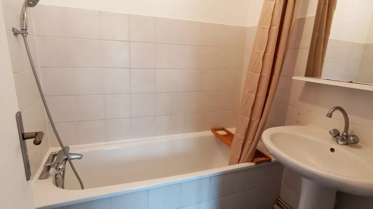 1729862376528.jpg