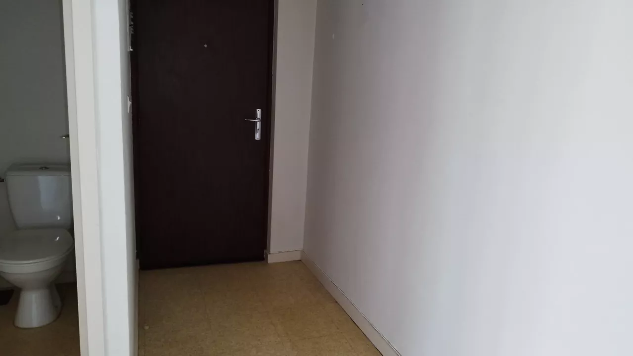 Appartement-1-piece-42-m2-0