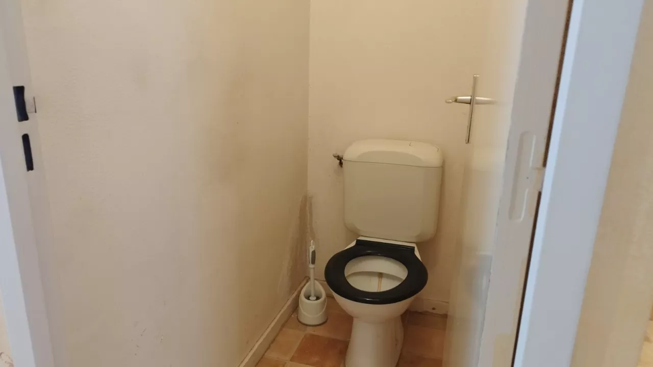 Appartement-F3-dans-residence-calme-et-ensoleillee-1