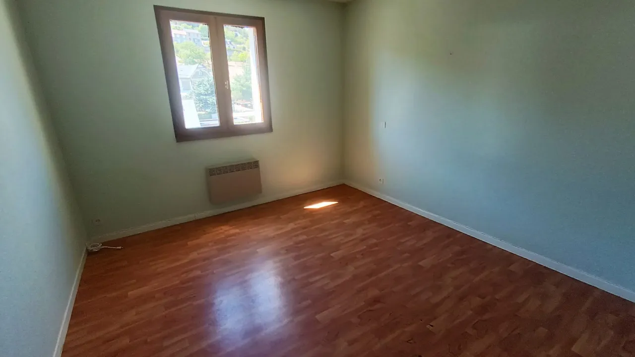Appartement-proche-Centre-Ville-Marvejols-1