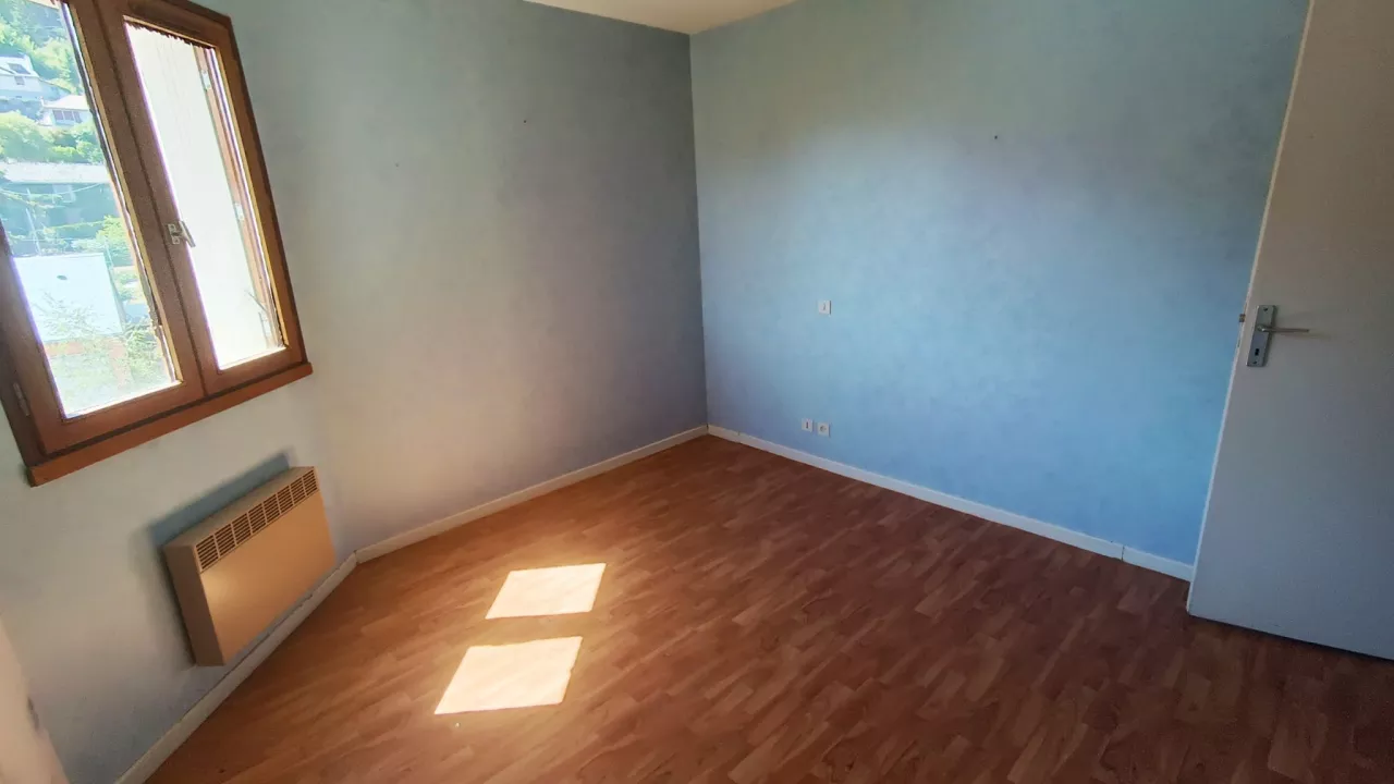 Appartement-proche-Centre-Ville-Marvejols-3
