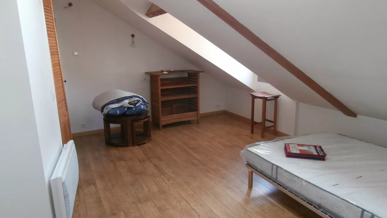 Studio-de-17-m2-centre-ville-de-Mende-8