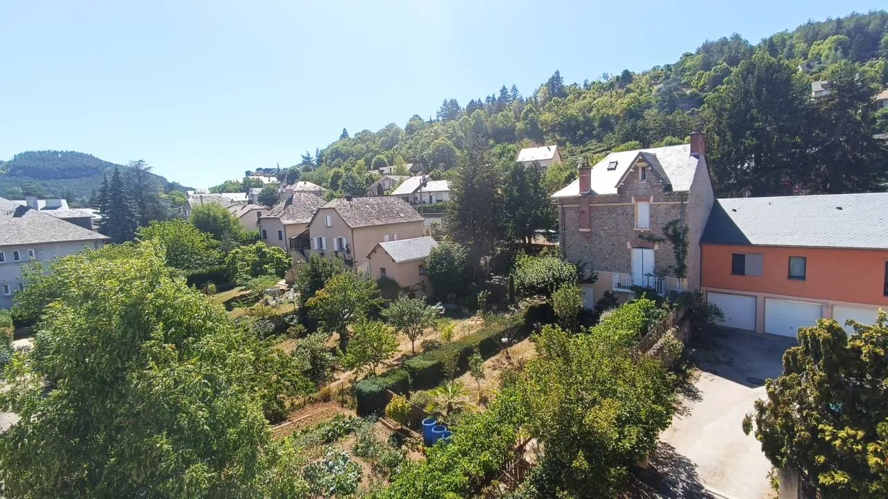 Appartement-proche-Centre-Ville-Marvejols