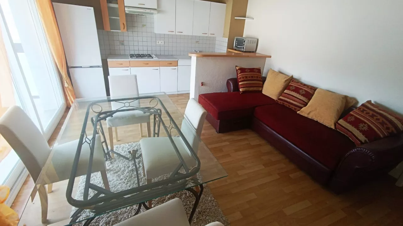 Bel-appartement-type-F3-dans-residence-calme