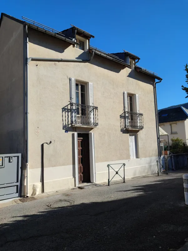Maison-6-pieces-a-Mende