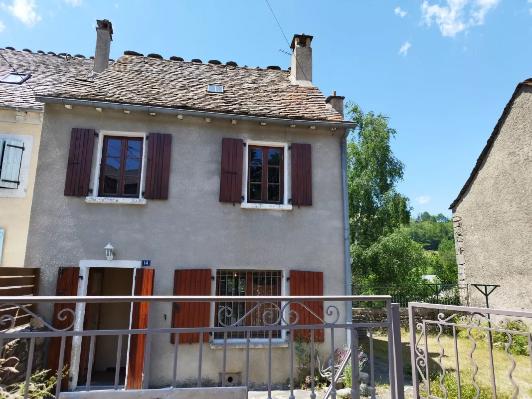 Maison-au-Bleymard-proximite-Mont-Lozere-Parc-National-des-Cevennes