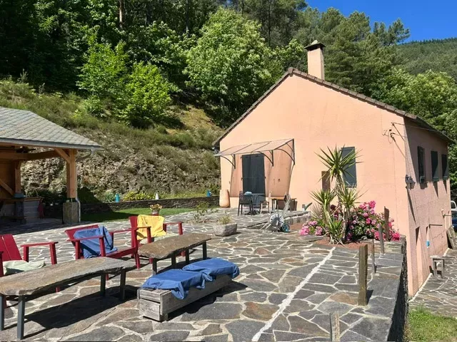 Maison avec terrasse à acheter à Saint-Germain-De-Calberte