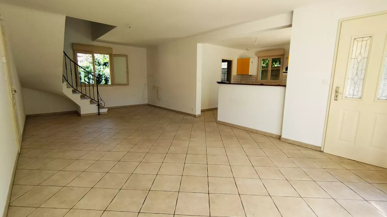 Villa F4 87m2 Chanac.Libre le 09/09/2026