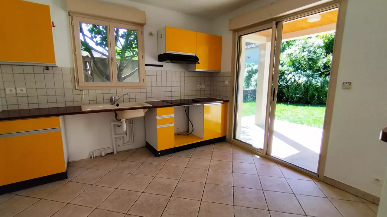 Villa F4 87m2 Chanac.Libre le 09/09/2026