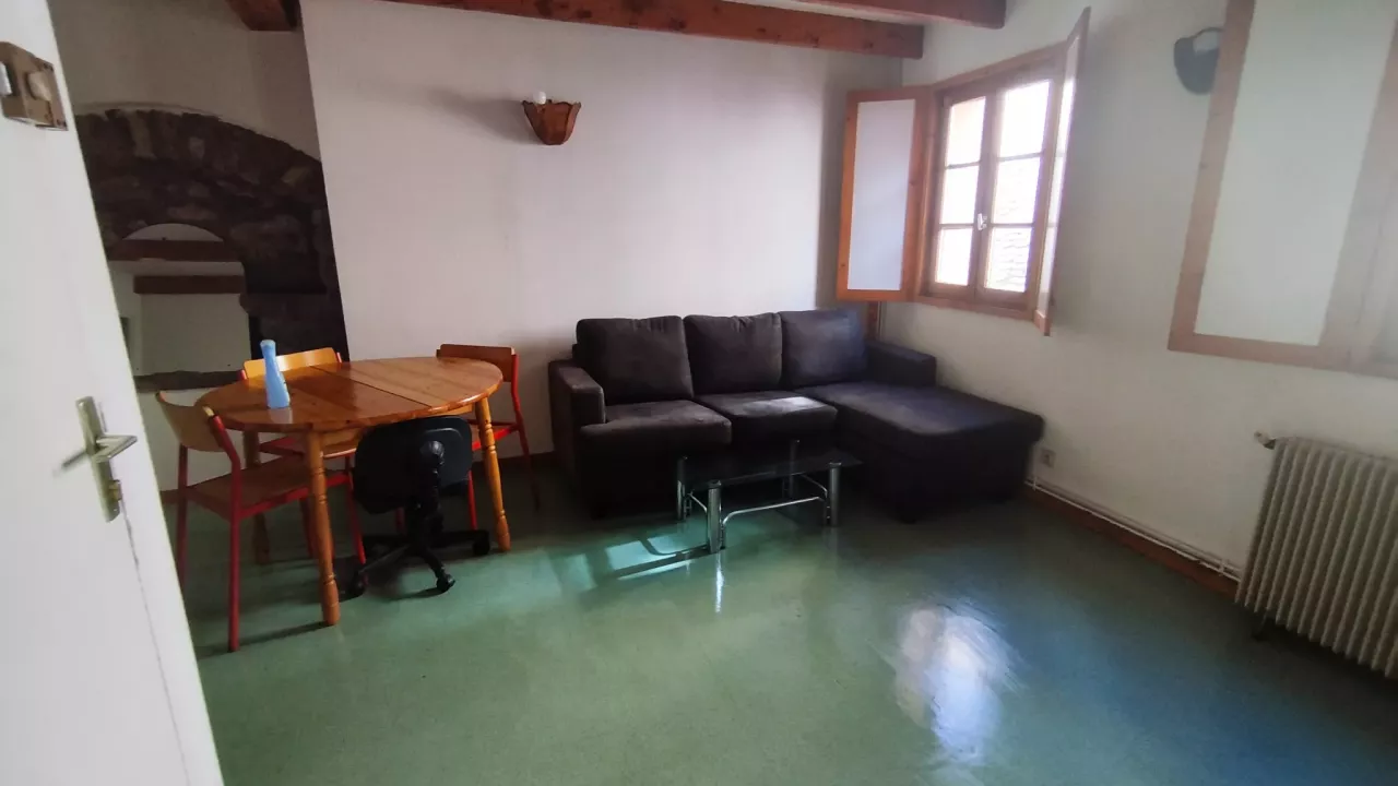 F2 duplex 29m2 centre ville de Mende