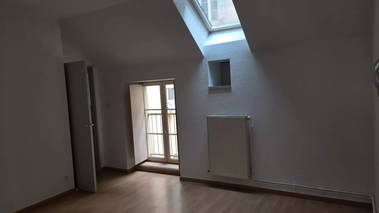 F3 duplex 50m2 centre ville de Mende
