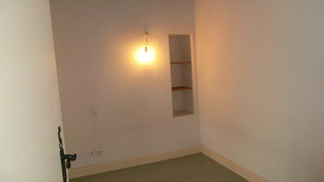 F2 32m2 3eme étage centre ville de Mende