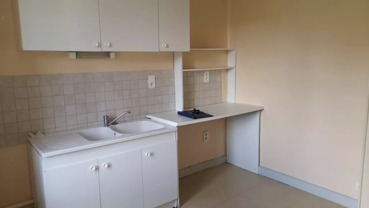 Grand appartement à vendre 99000 € à Mende