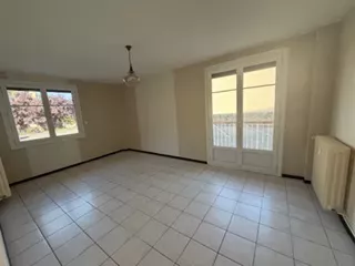 Appartement T4 de 73,47 m2   Centre-ville de Mende