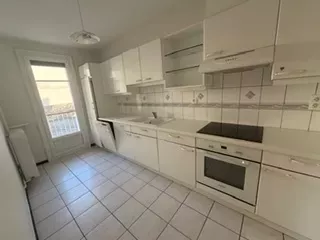 Appartement T4 de 73,47 m2   Centre-ville de Mende