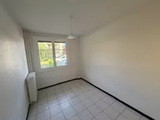 Appartement T4 de 73,47 m2   Centre-ville de Mende