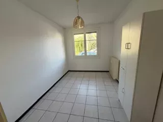 Appartement T4 de 73,47 m2   Centre-ville de Mende