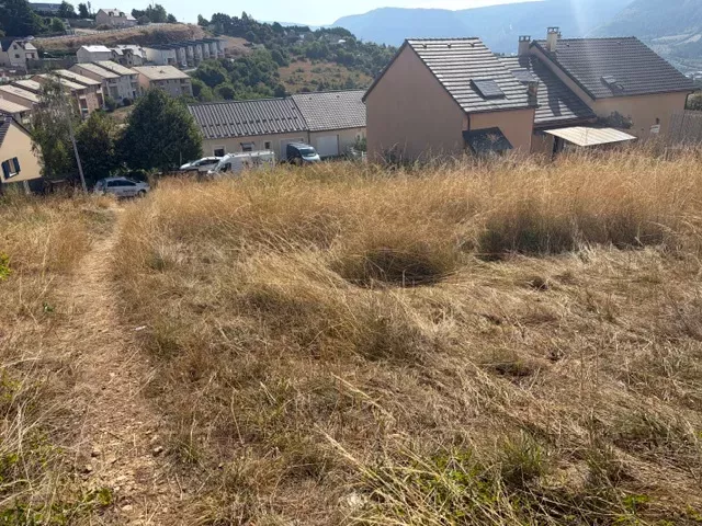 Terrain à bâtir  sur la commune de Mende